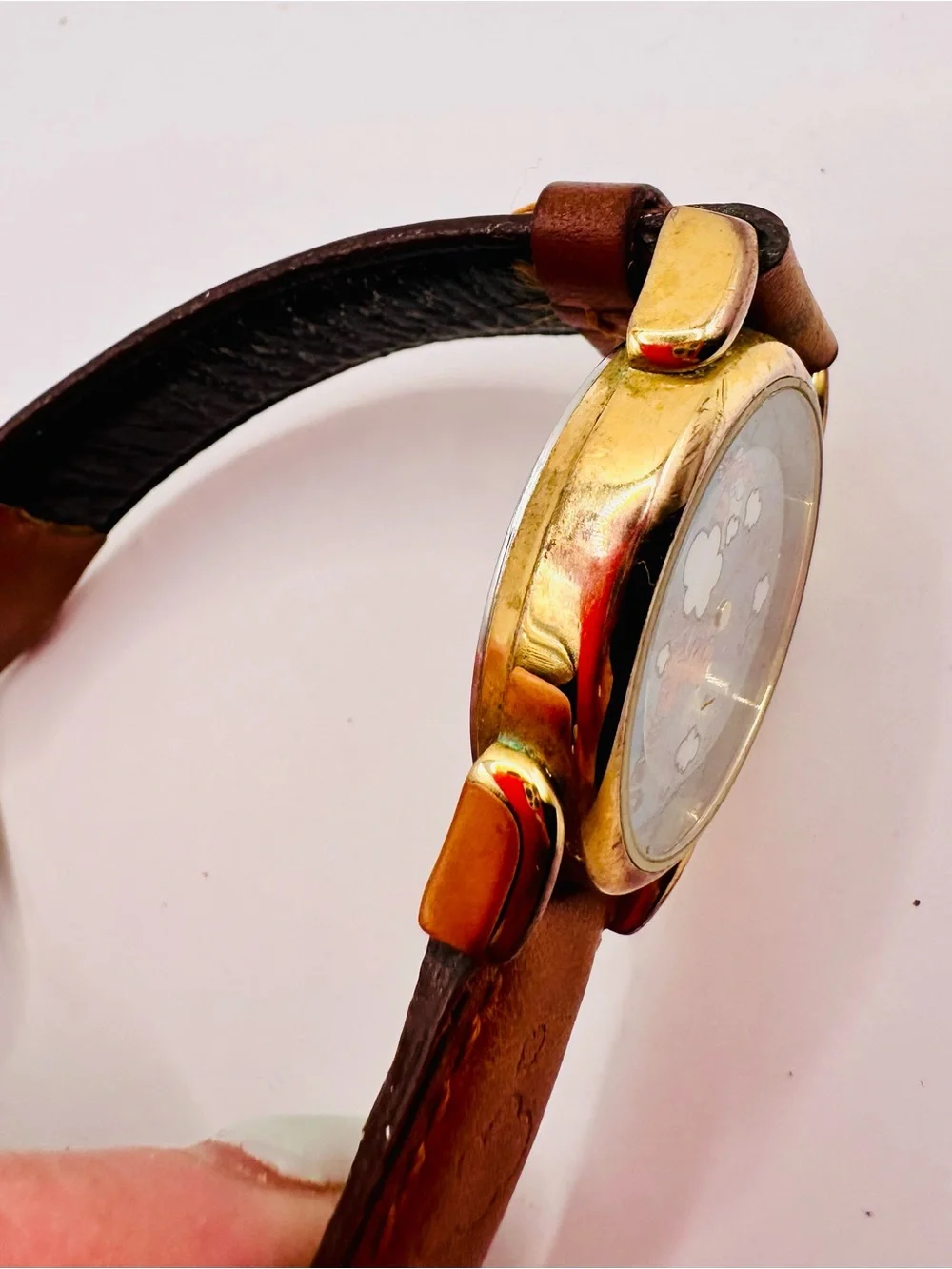 Vintage Disney Store Tigger Watch Moving Clouds DS-240 New Battery